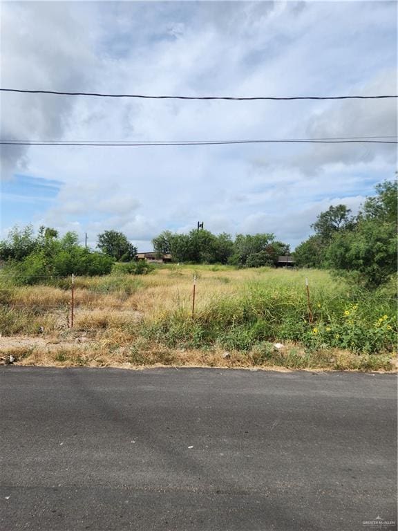 706 1st St, Sullivan City, TX 78595 - photo 1