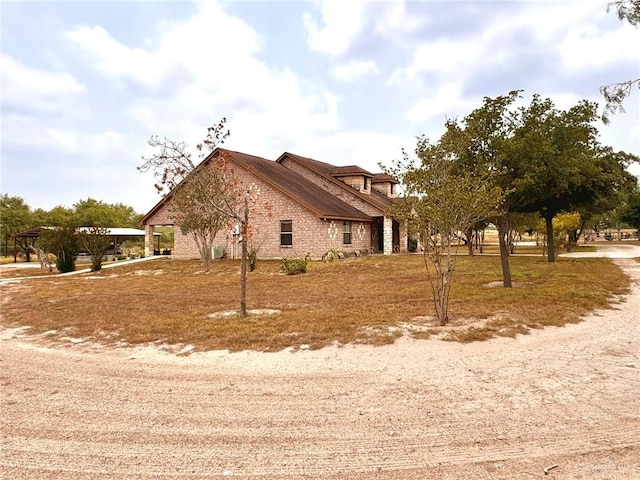 view of home's exterior