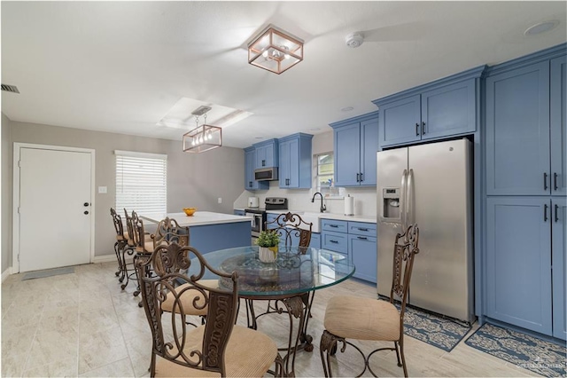 1008 Monterrey St, Edinburg, TX 78539 - dining area with healthy amount of natural light