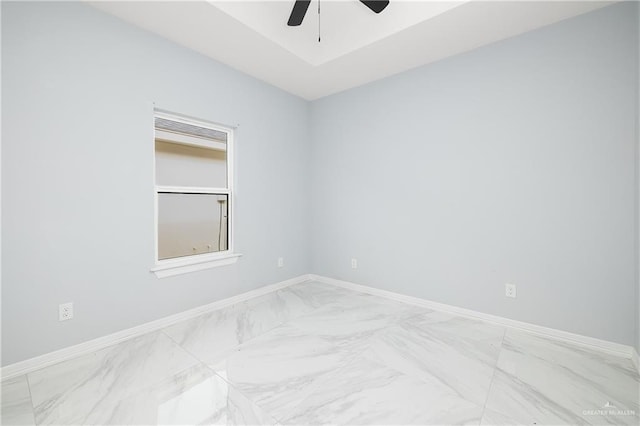 empty room with ceiling fan