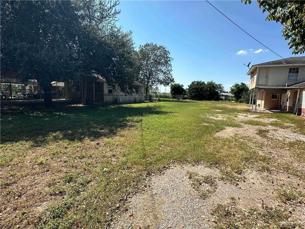 1215 N 14th Pl, Edinburg, TX 78541