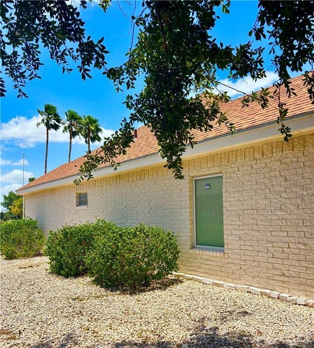 3321 E Clubhouse Dr, Edinburg, TX 78542 - photo 7