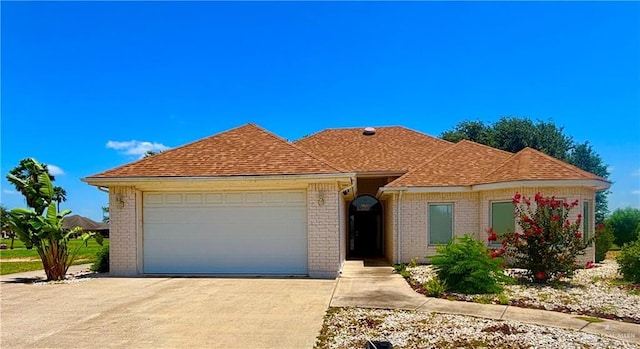 3321 E Clubhouse Dr, Edinburg, TX 78542 - photo 2