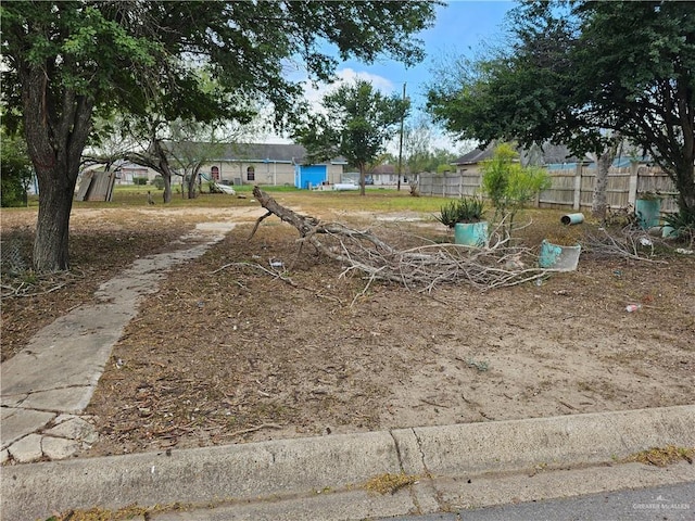 Listing photo 2 for 2501 Daytona Ave, Mcallen TX 78503