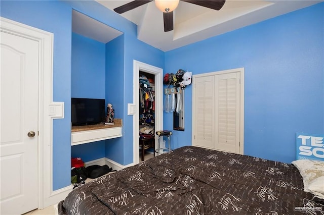 bedroom with ceiling fan