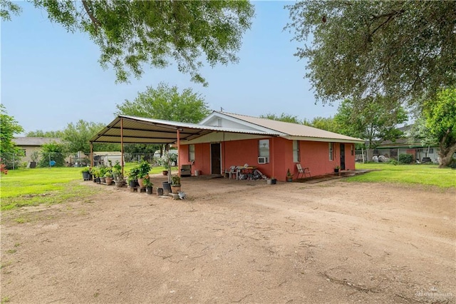21707 Hidalgo St, Edcouch, TX 78538 - view of horse barn