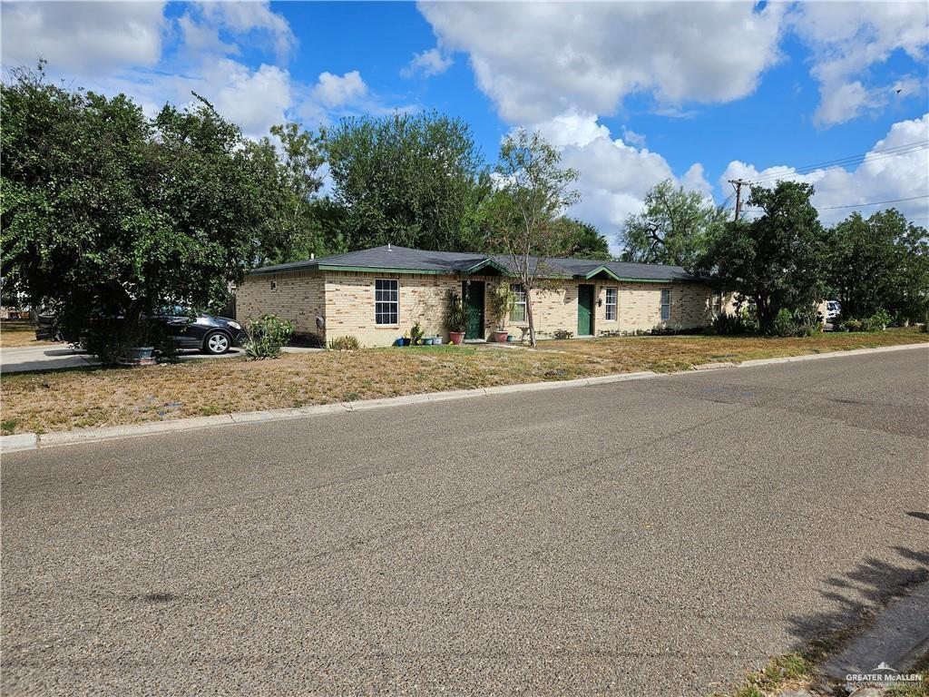 701 E 8th St, Mission, TX 78572 - photo 1