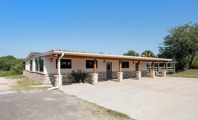 view of front of home