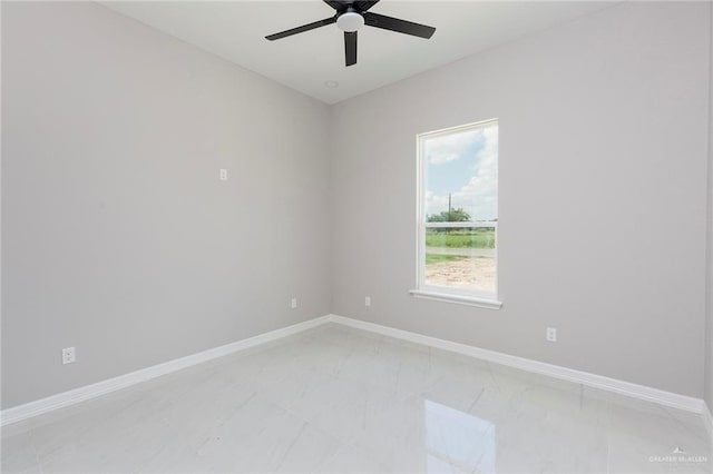 unfurnished room featuring ceiling fan