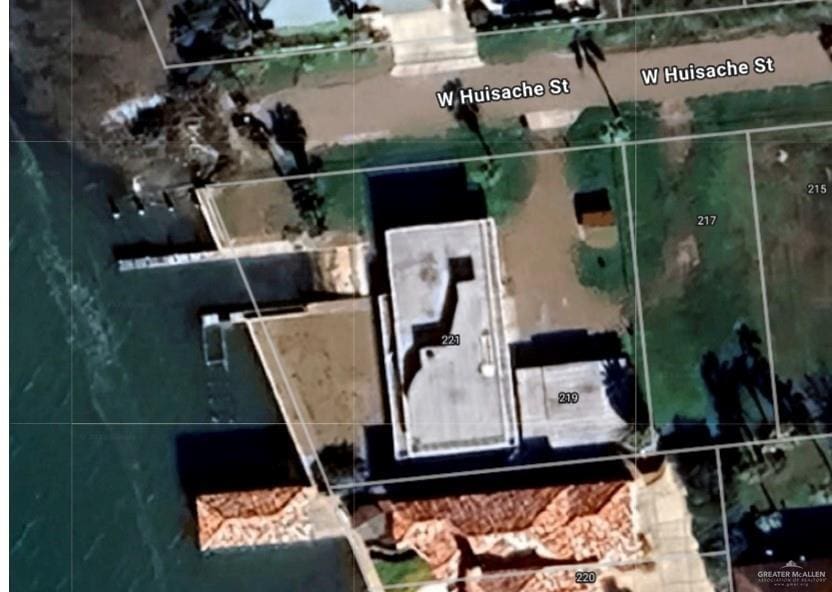217-221 W Huisache St S, South Padre Island, TX 78597