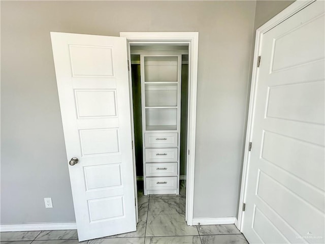 2025 Trinity St, Donna, TX 78537 - view of closet