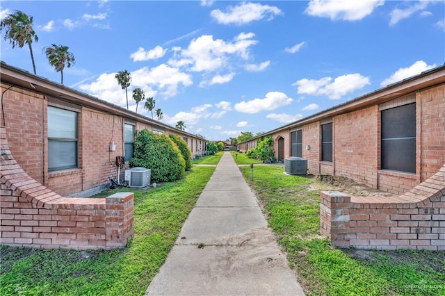 1700 E 23rd St Unit 15, Mission, TX 78574 - view of green lawn