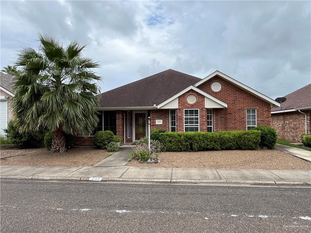 233 Karen Dr, Alamo, TX 78516 - photo 1