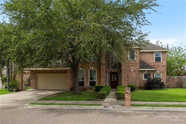 view of front of property with a front yard