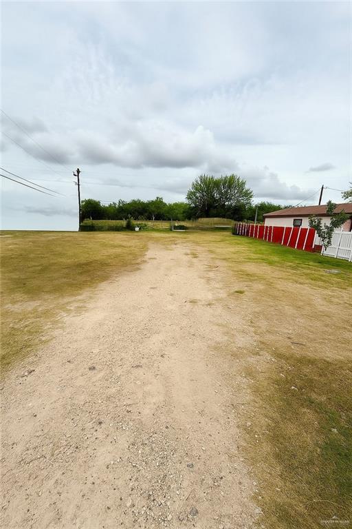 3519 Lantana Dr, Weslaco, TX 78596 - photo 3