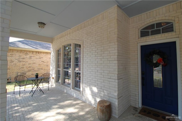 property entrance with a porch