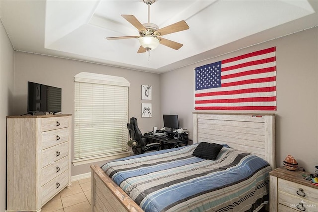 607 Via Cantera Dr, San Juan, TX 78589 - bedroom featuring light tile patterned floors, a ceiling fan, and baseboards