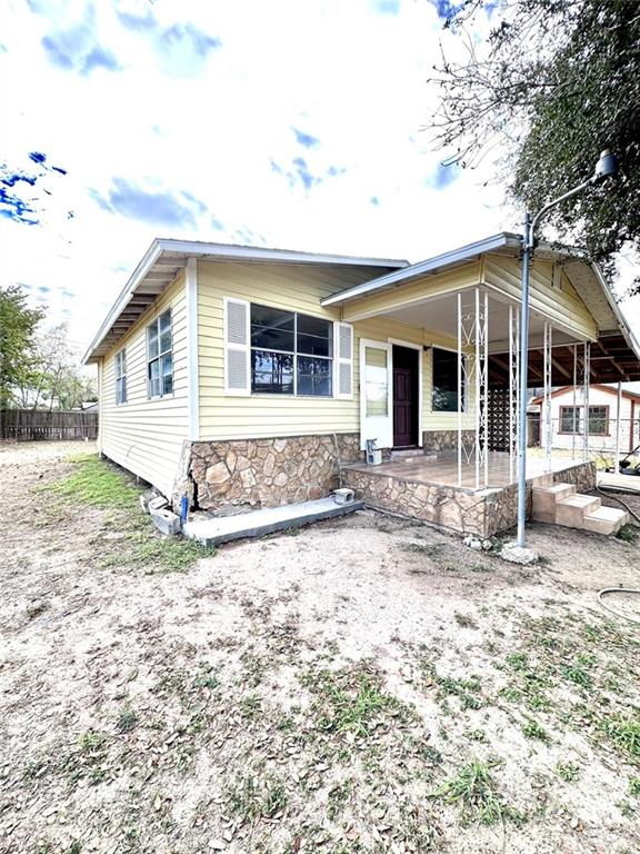 1212 E Wright Ave, Pharr, TX 78577 - photo 2