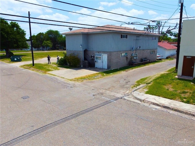 116 E 13th St, Mission, TX 78572 - photo 3
