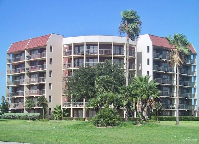 view of building exterior