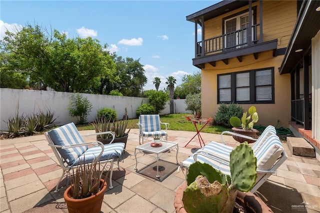 902 N 15th St, Mcallen, TX 78501 - patio / terrace featuring a fenced backyard, a patio, and outdoor lounge area
