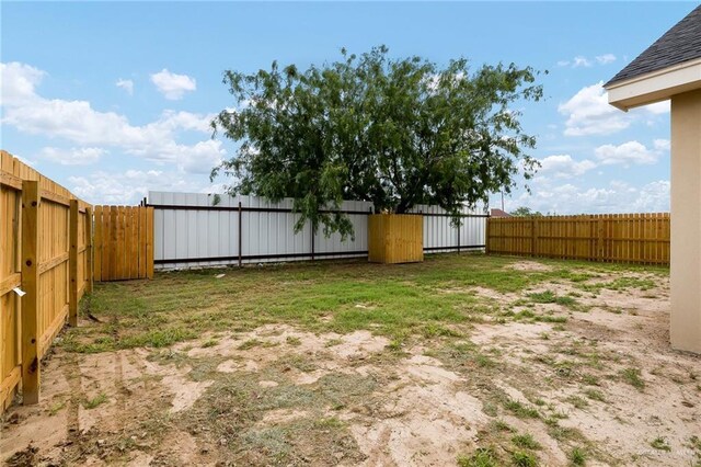 3613 Las Brisas St, Edinburg, TX 78542 - photo 15