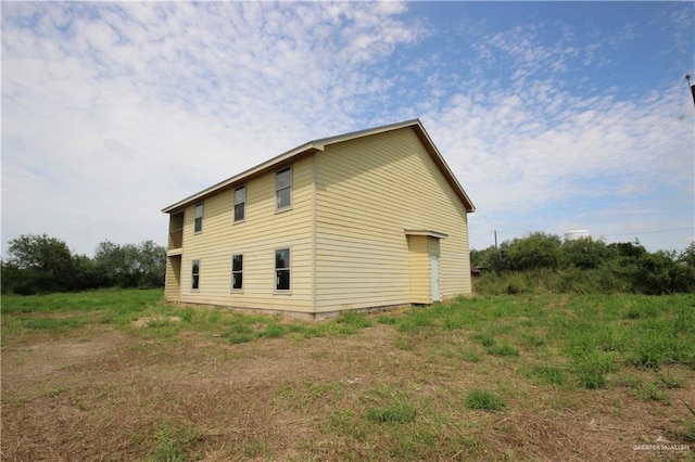 view of side of home