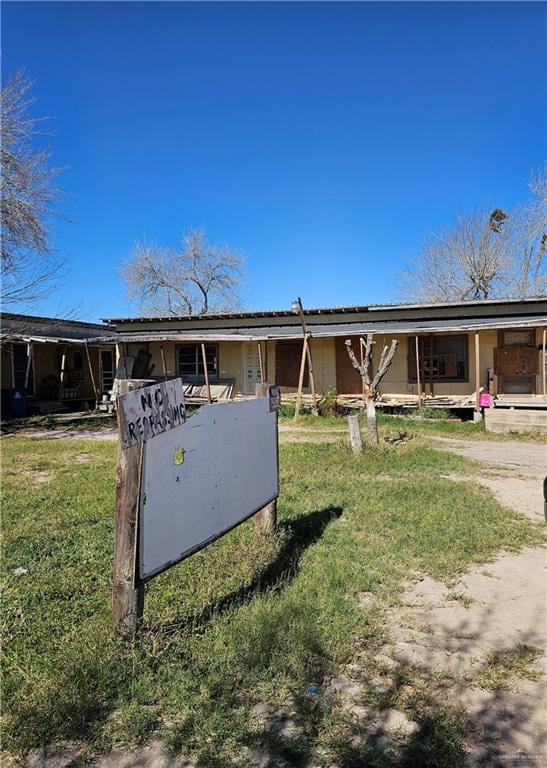 717 W Raymond Ave, Raymondville, TX 78580 - photo 8
