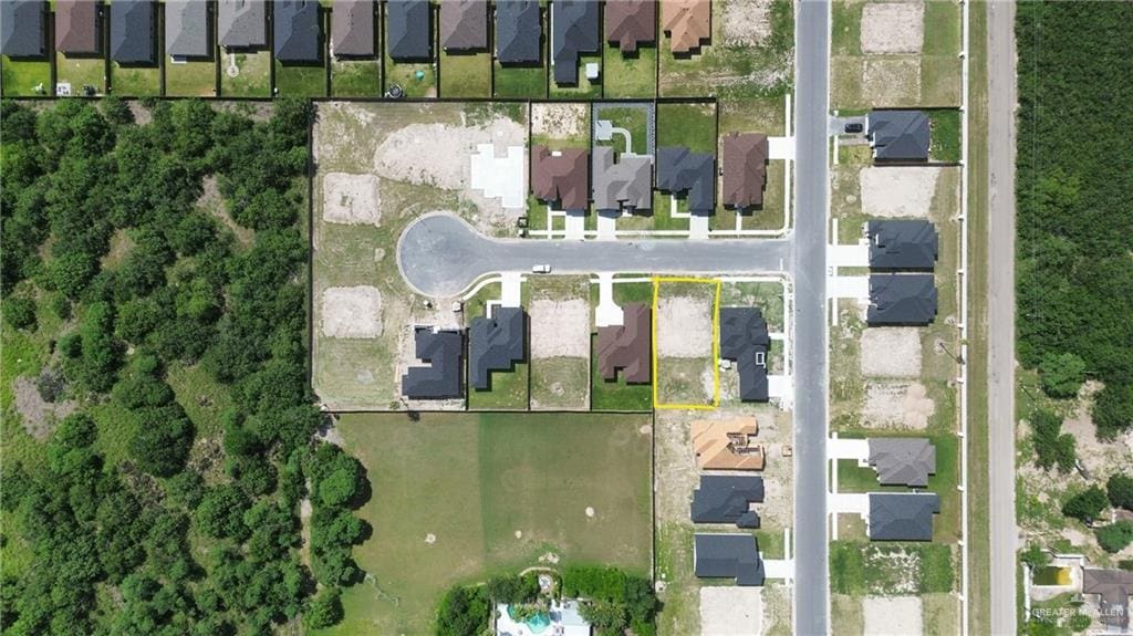1822 Lasso Ln, San Benito, TX 78586 - photo 3