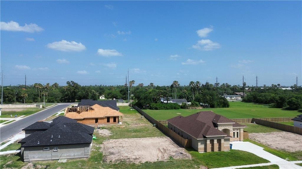 1822 Lasso Ln, San Benito, TX 78586 - photo 2