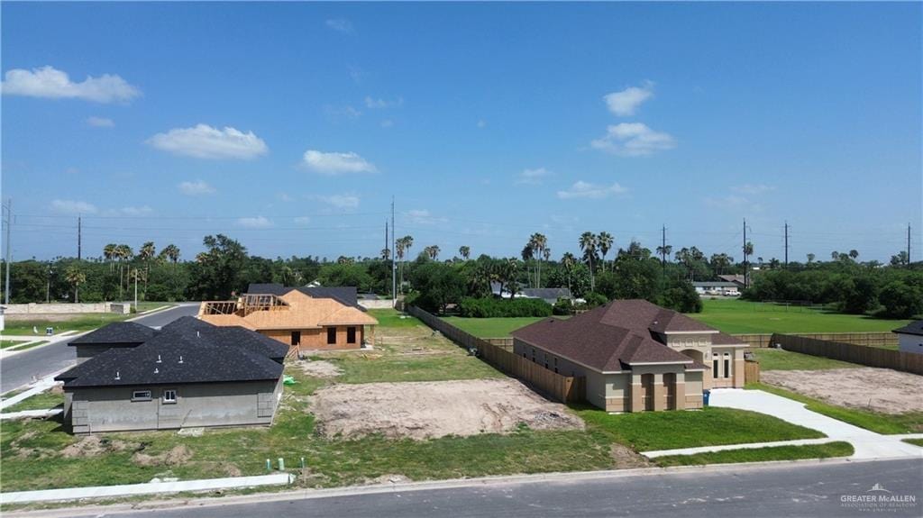 1822 Lasso Ln, San Benito, TX 78586 - photo 4
