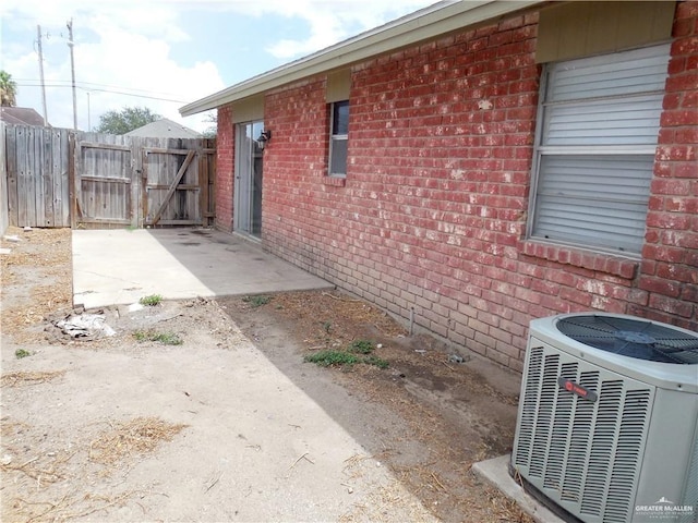 Listing photo 3 for 5213 N Taylor Rd, Mission TX 78573