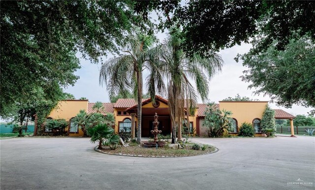 view of building exterior