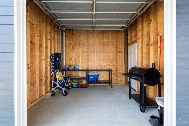 1053 Johnson Rd, Santa Fe, TX 77617 - view of garage
