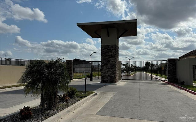 Listing photo 2 for 7706 N 3rd Ln, Mcallen TX 78504