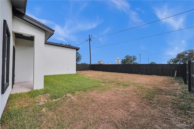 1915 Chandler Cir, Edinburg, TX 78542 - view of fenced backyard