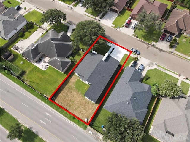 1915 Chandler Cir, Edinburg, TX 78542 - aerial view of residential area featuring property boundaries highlighted