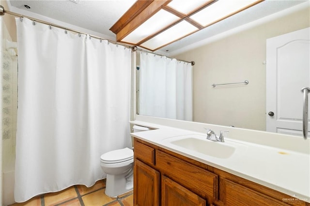 full bathroom featuring curtained shower, tile patterned flooring, vanity, and toilet