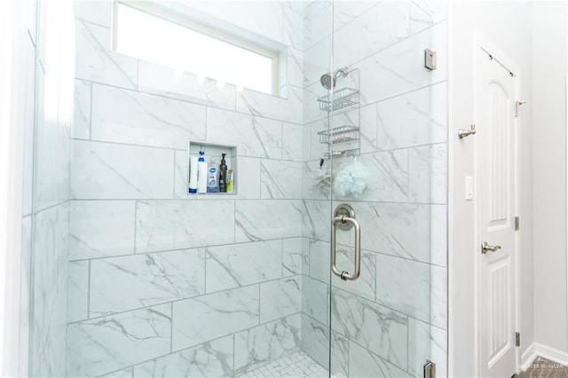 6101 White River Dr, Mcallen, TX 78504 - full bathroom featuring a shower stall