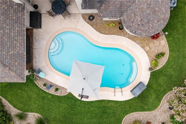 2509 Mcleod Ave, Edinburg, TX 78539 - view of pool