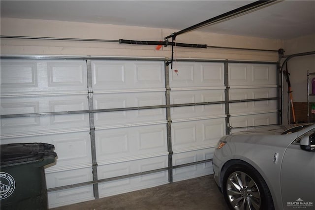 2707 Live Oak St, Mission, TX 78574 - view of garage