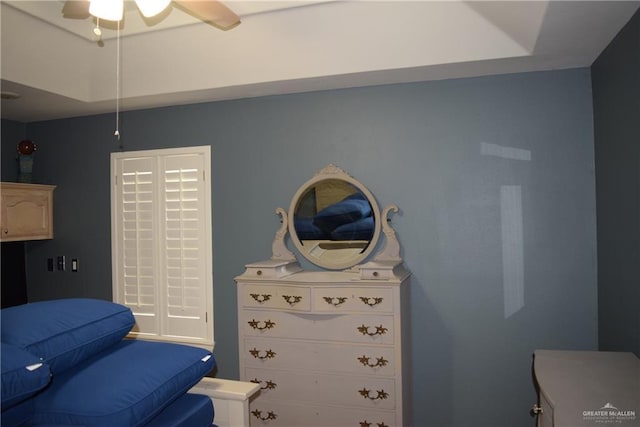 2707 Live Oak St, Mission, TX 78574 - bedroom featuring ceiling fan