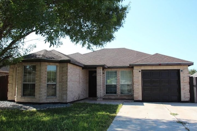 view of front facade with a garage