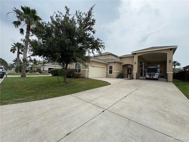 view of front of property featuring a carport and a front yard