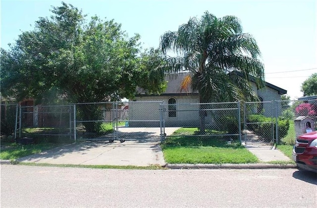 view of front of house