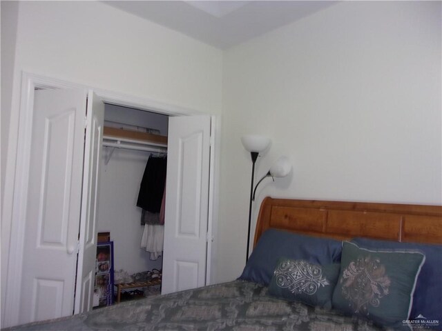 1614 Sheri Lee Dr, Mission, TX 78574 - bedroom featuring a closet