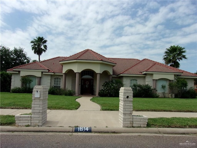 1614 Sheri Lee Dr, Mission, TX 78574 - photo 2