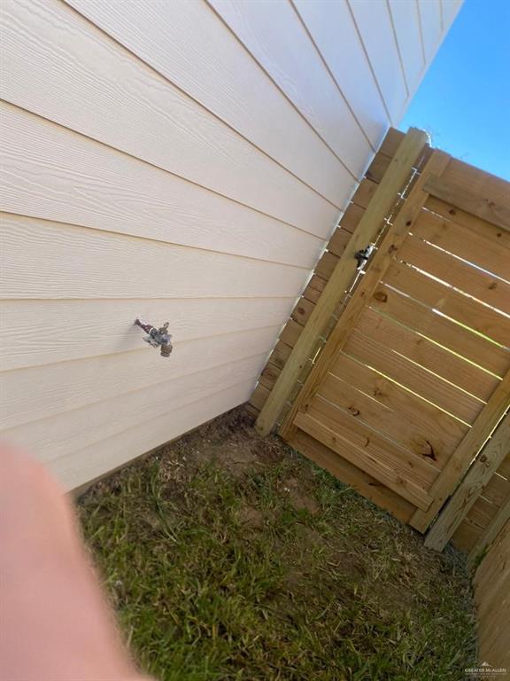 1412 Lore Dr, Weslaco, TX 78599 - photo 17