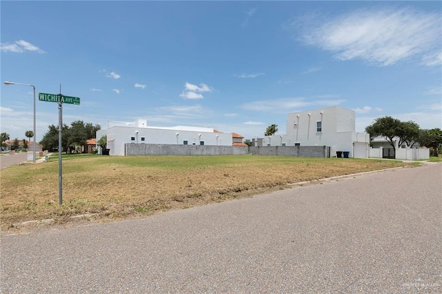 2219 S 49th Ln, Mcallen, TX 78503 - photo 1