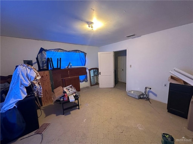 203 N Kansas Ave, Weslaco, TX 78596 - interior space